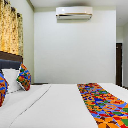 Rāipur Fabhotel Johar Inn מראה חיצוני תמונה