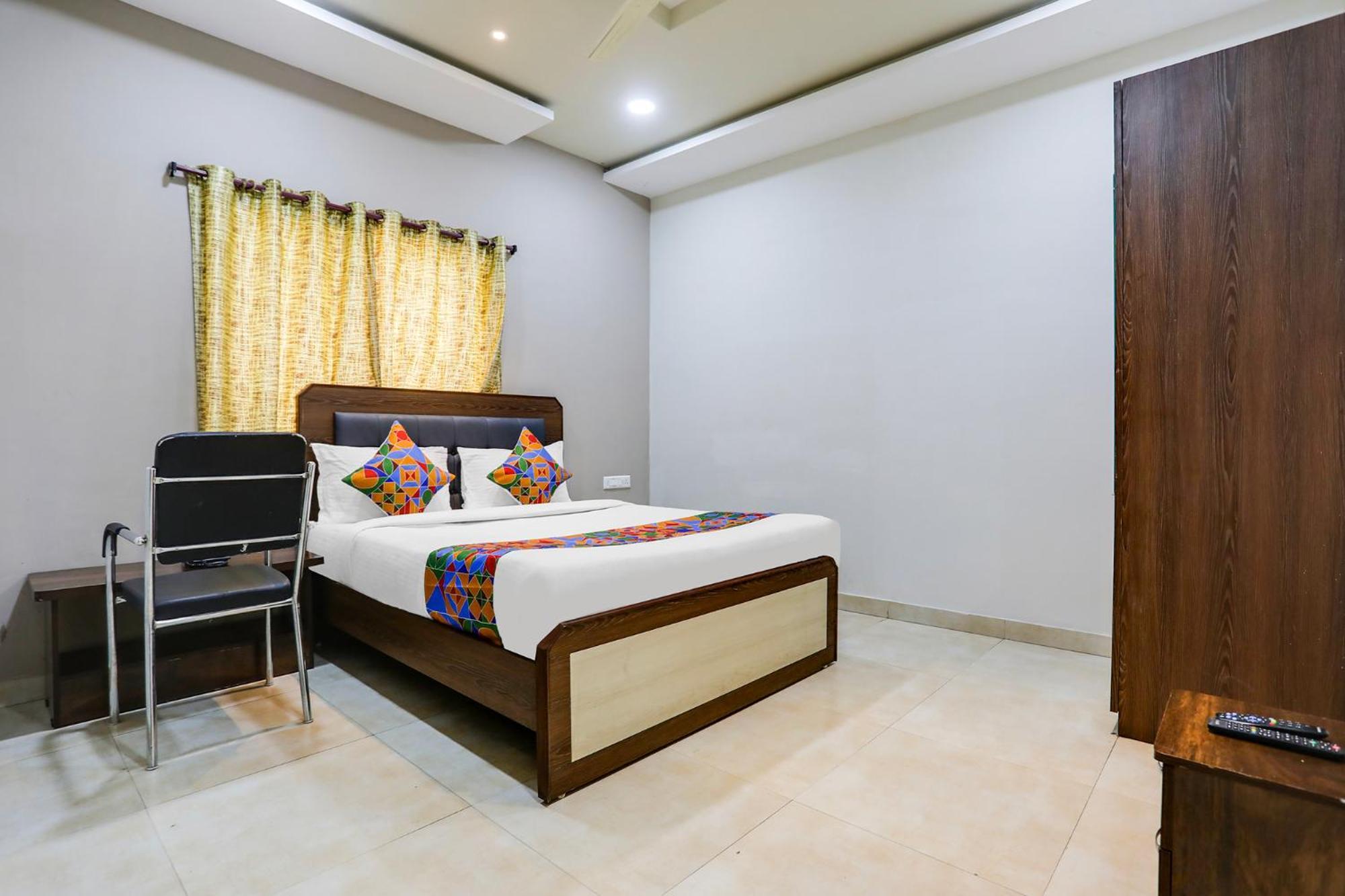 Rāipur Fabhotel Johar Inn מראה חיצוני תמונה