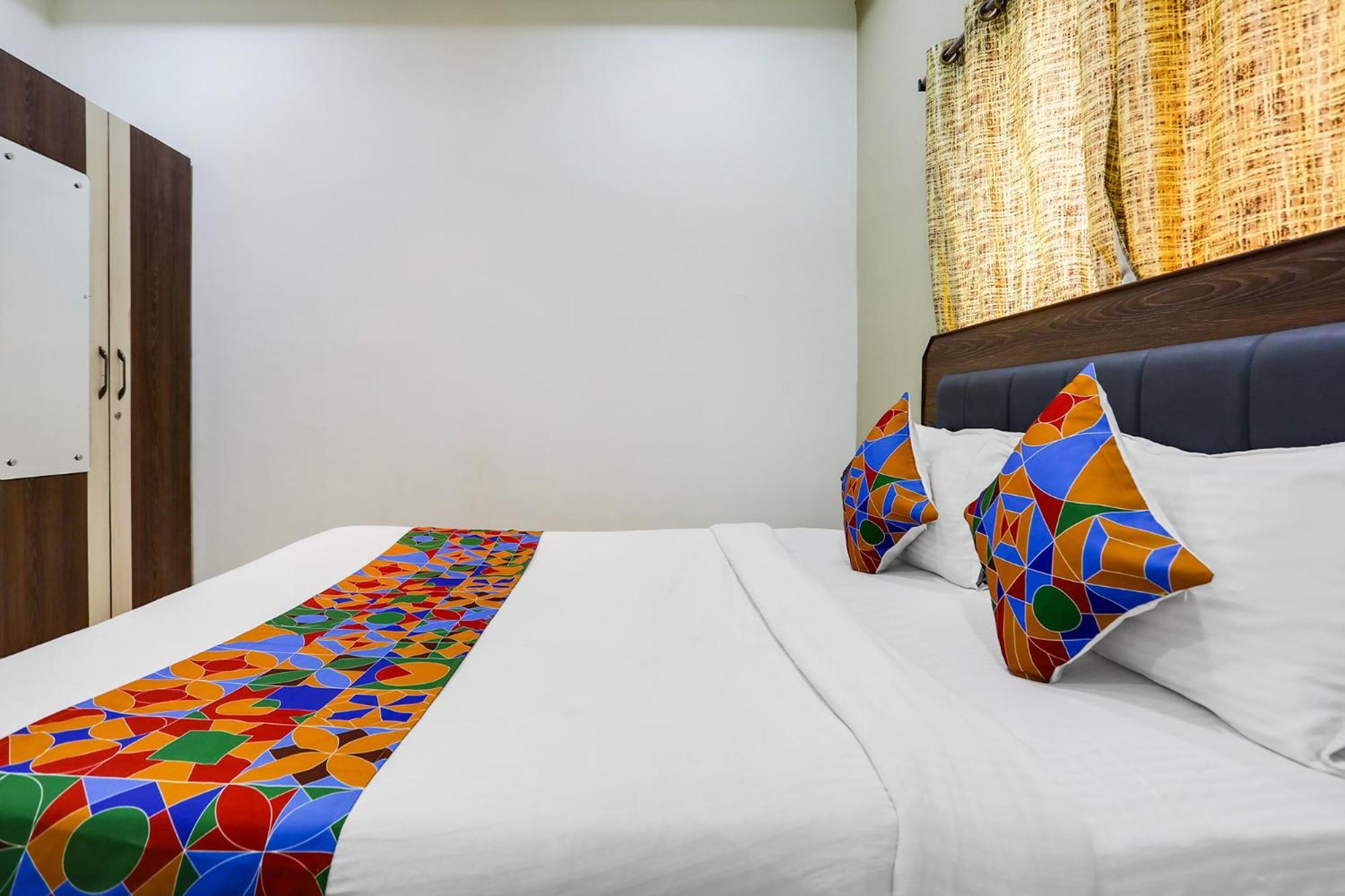 Rāipur Fabhotel Johar Inn מראה חיצוני תמונה