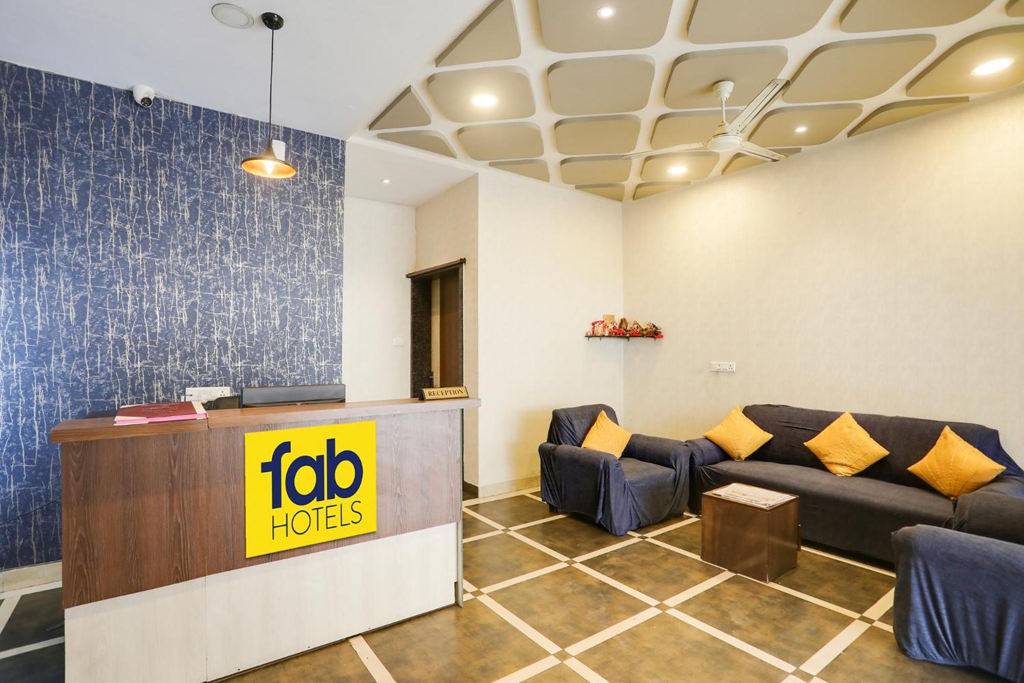 Rāipur Fabhotel Johar Inn מראה חיצוני תמונה