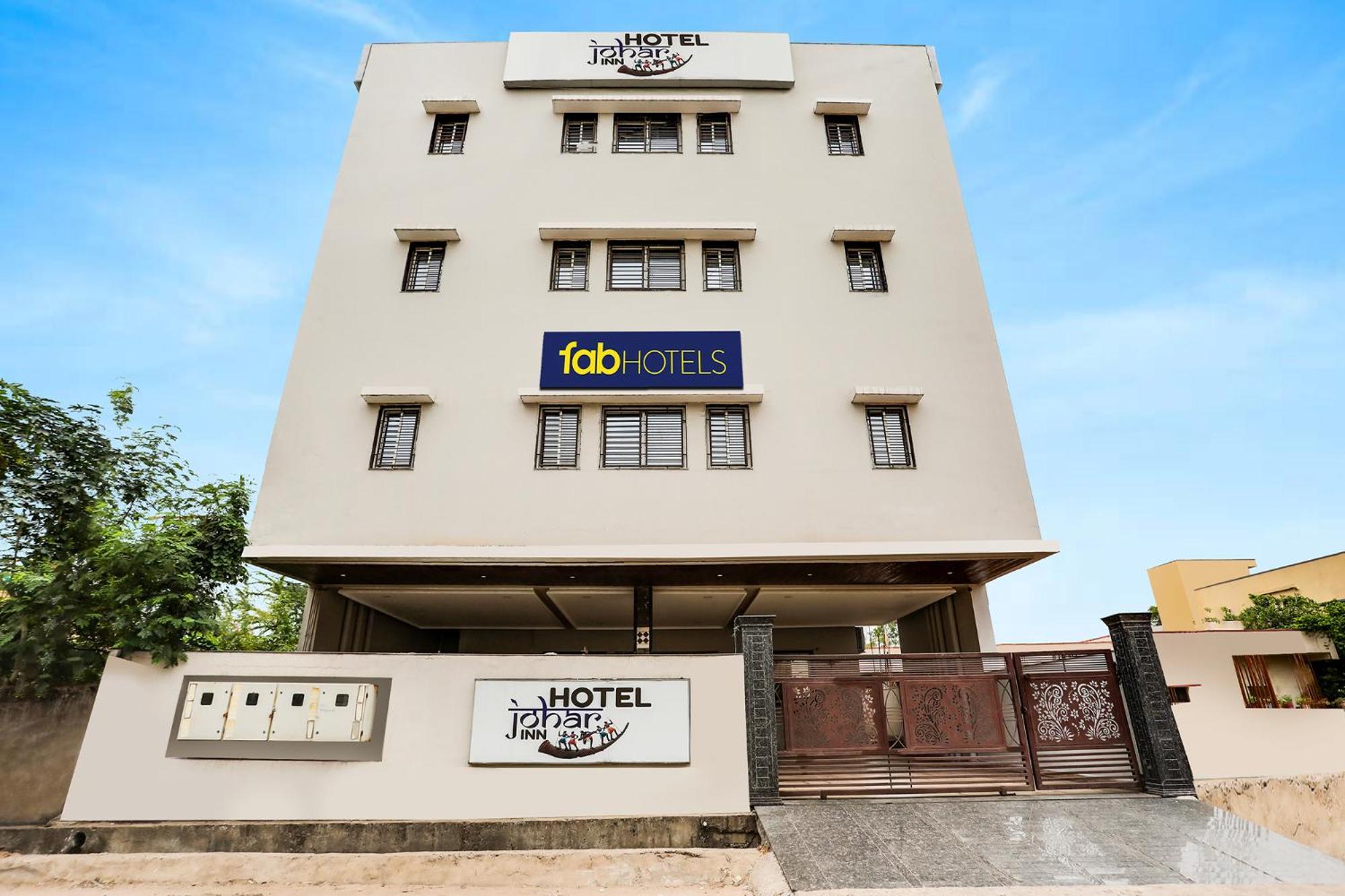 Rāipur Fabhotel Johar Inn מראה חיצוני תמונה