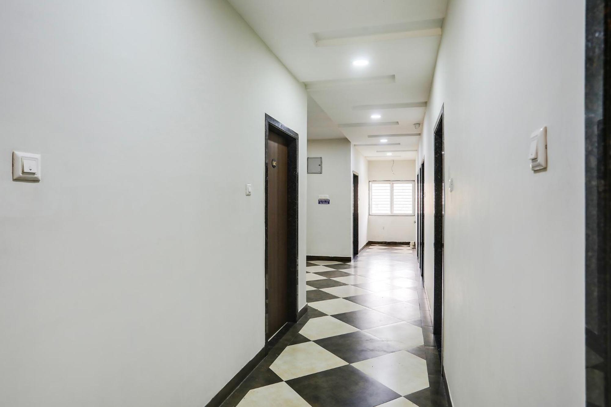 Rāipur Fabhotel Johar Inn מראה חיצוני תמונה